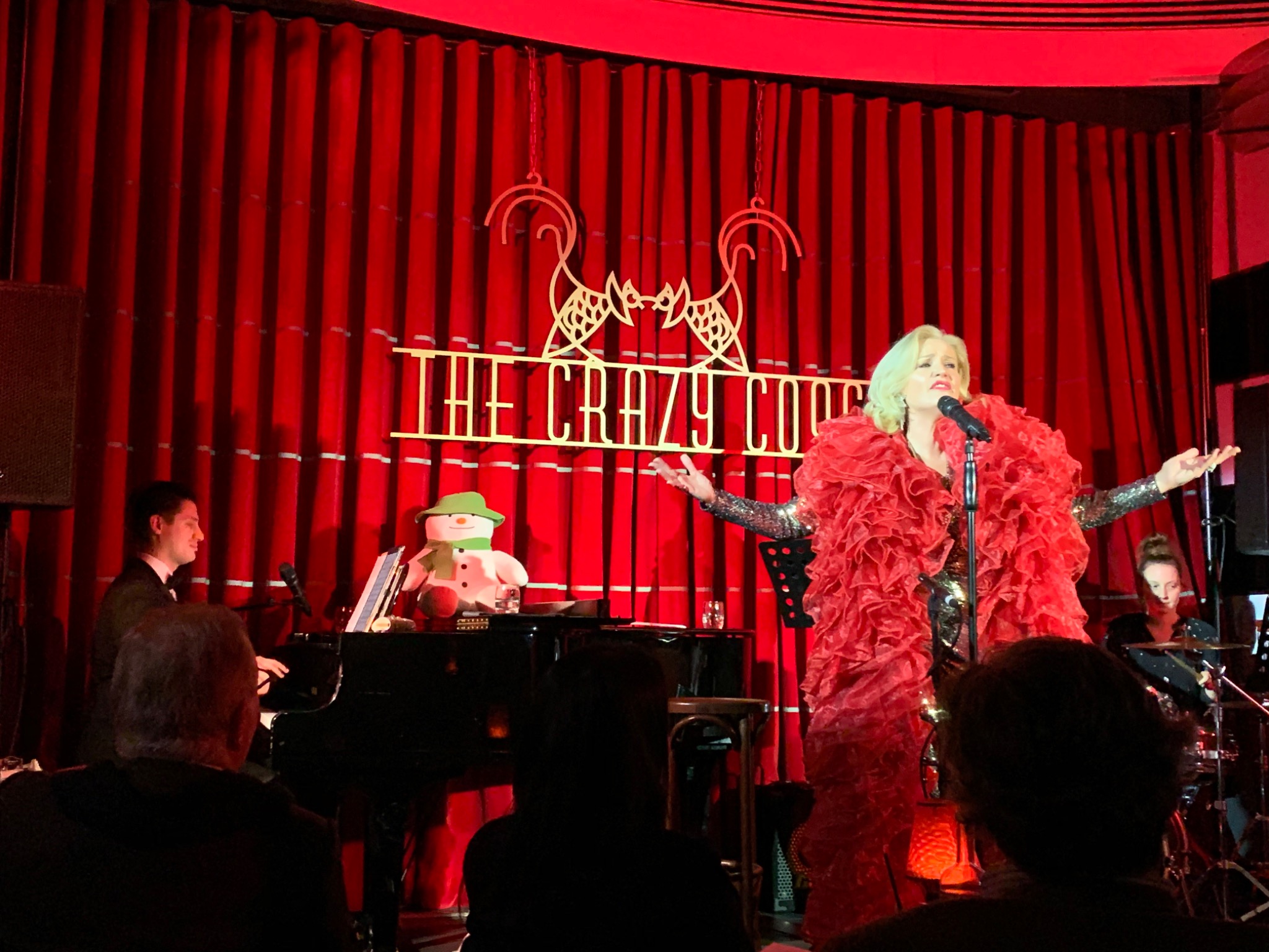 Nicky Gayner performing Unashamedly Christmas at The Crazy Coqs with musicians
